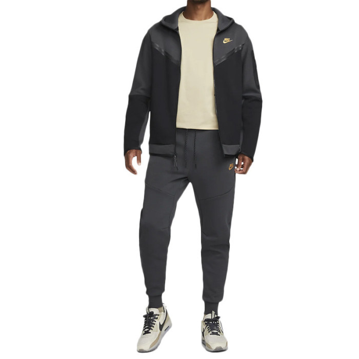 Nike Pantalon de survêtement Nike TECH FLEECE