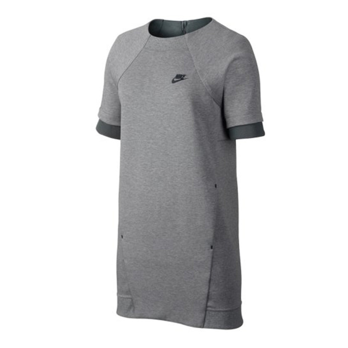 Robe Nike Tech Fleece