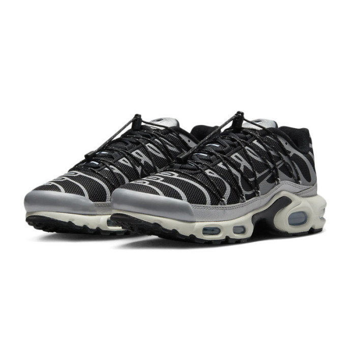 Nike Basket Nike AIR MAX PLUS