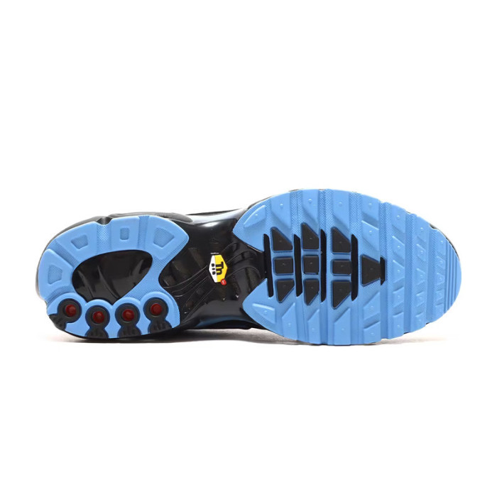 Nike Basket Nike AIR MAX PLUS