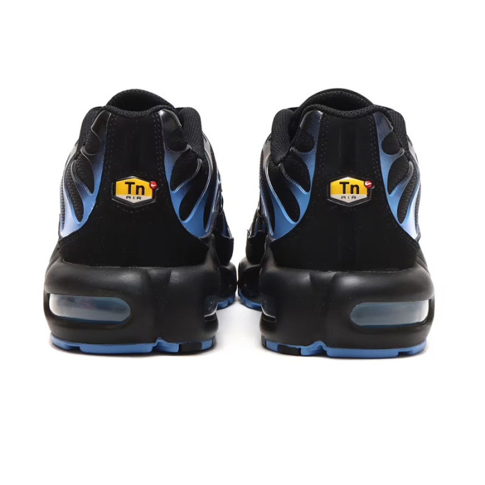 Nike Basket Nike AIR MAX PLUS