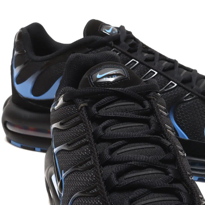 Nike Basket Nike AIR MAX PLUS