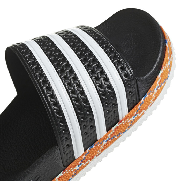 Sandale adidas Originals Adilette New Bold