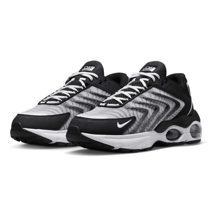 Nike Basket Nike AIR MAX TW