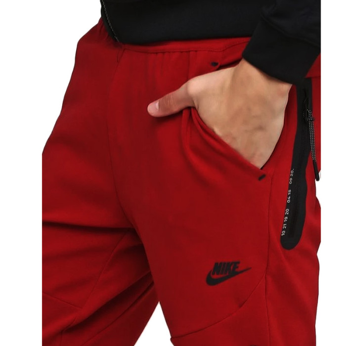 Nike Pantalon de survêtement Nike SPORTSWEAR TECH - 928575-608