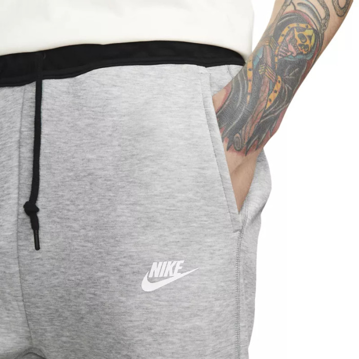 Nike Pantalon de survêtement Nike TECH FLEECE