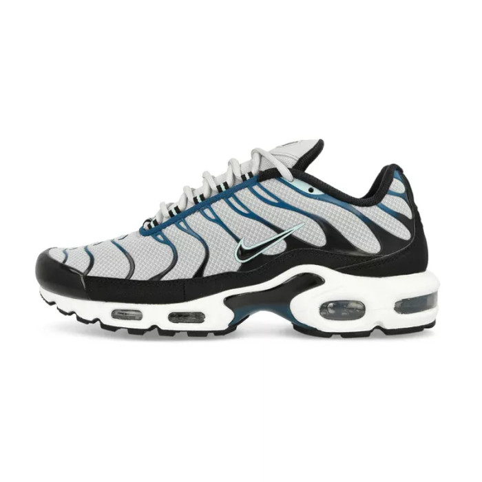 Nike Basket Nike AIR MAX PLUS