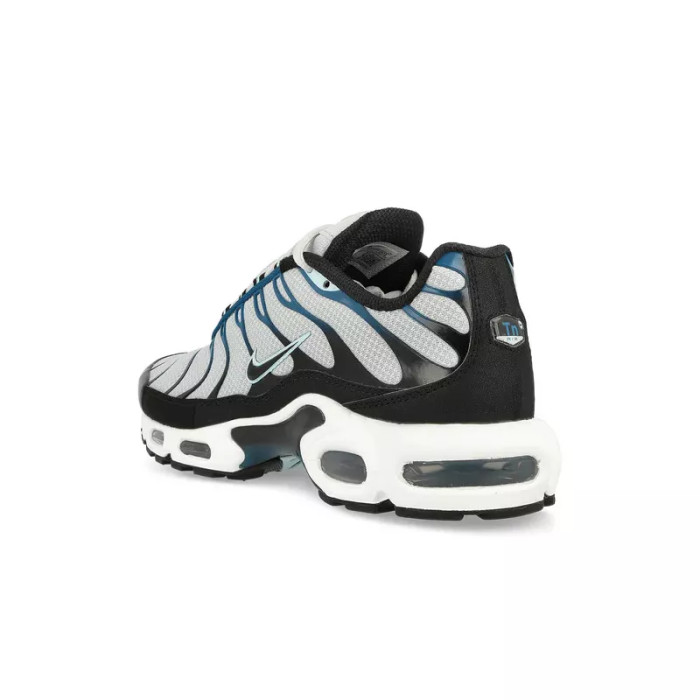 Nike Basket Nike AIR MAX PLUS