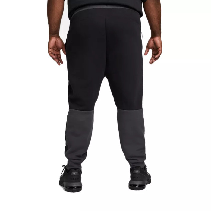 Nike Pantalon de survêtement Nike TECH FLEECE JOGGER