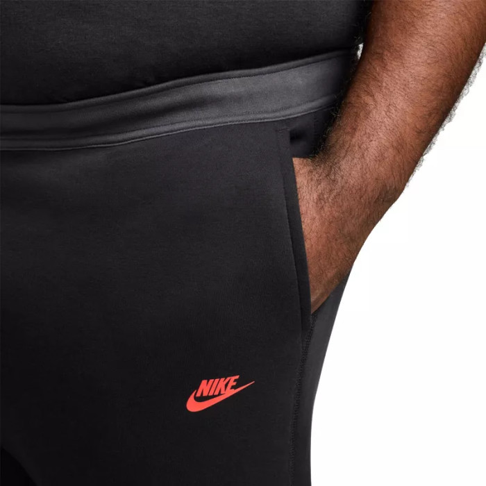 Nike Pantalon de survêtement Nike TECH FLEECE JOGGER