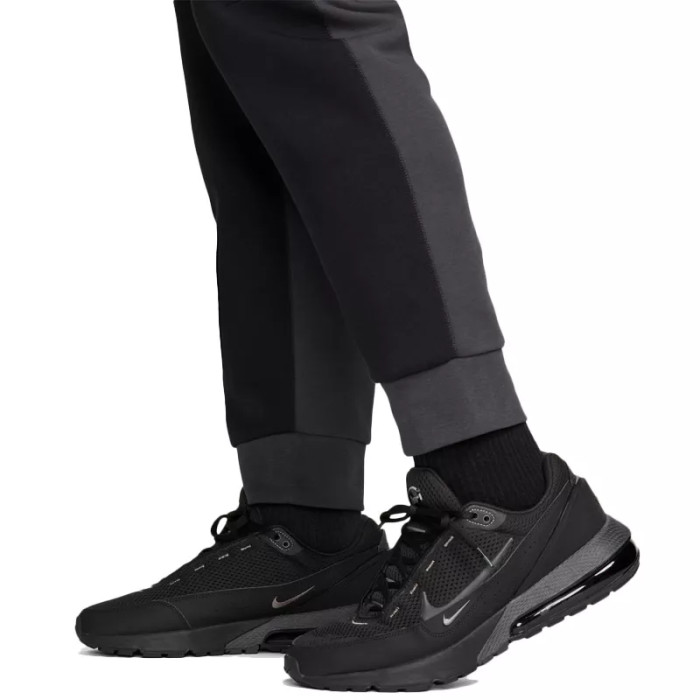 Nike Pantalon de survêtement Nike TECH FLEECE JOGGER