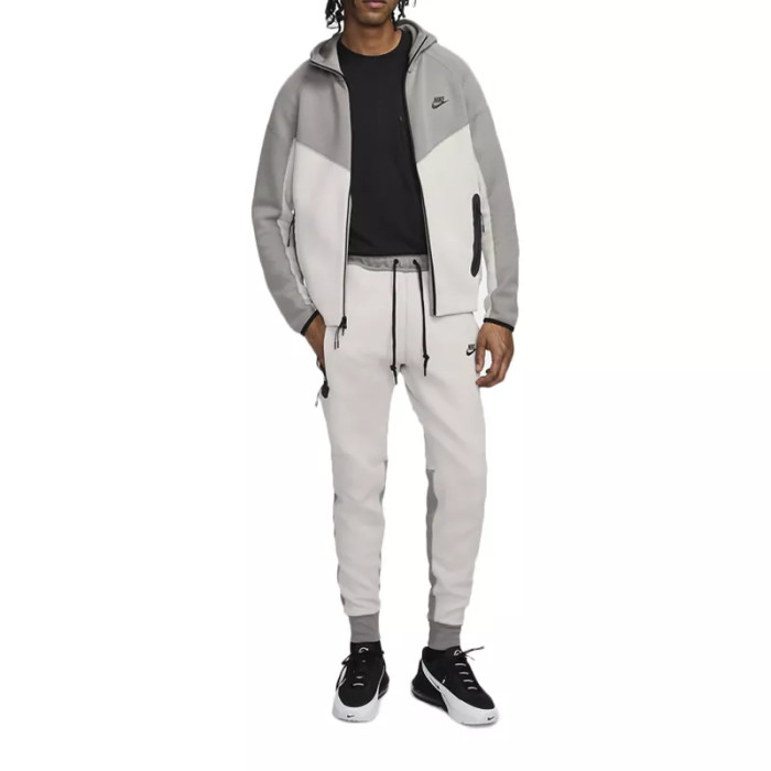 Nike Pantalon de survêtement Nike TECH FLEECE