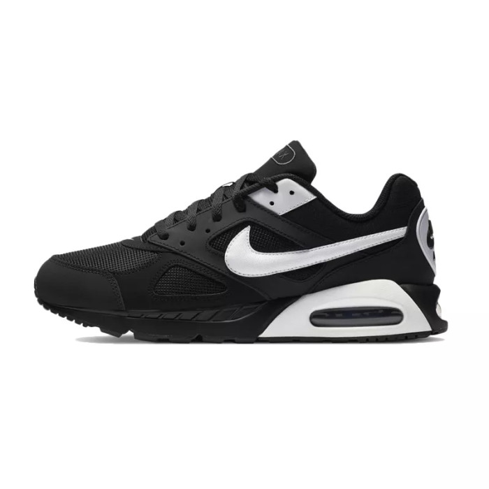 Nike Basket Nike AIR MAX IVO