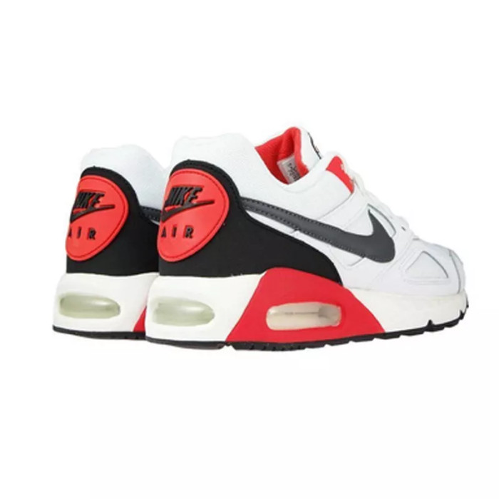 Nike Basket Nike AIR MAX IVO