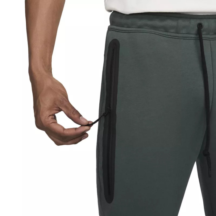 Nike Pantalon de survêtement Nike TECH FLEECE