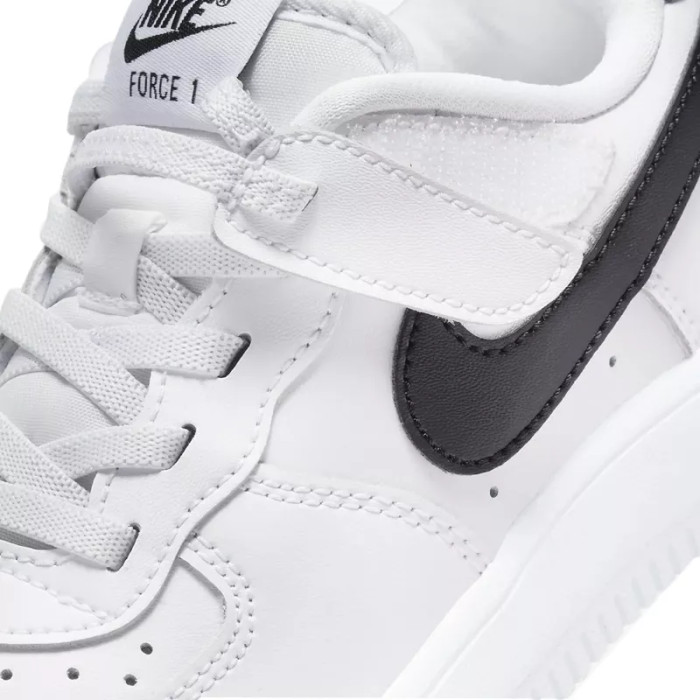 Nike Basket Nike AIR FORCE 1 LOW PS Junior