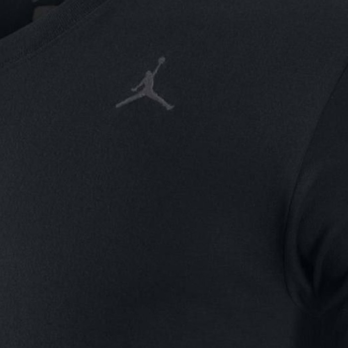 Nike Tee-shirt Nike Jordan Core V-Neck