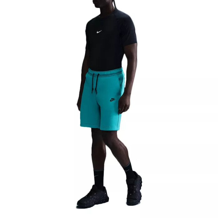 Nike Short Nike TECH FLEECE