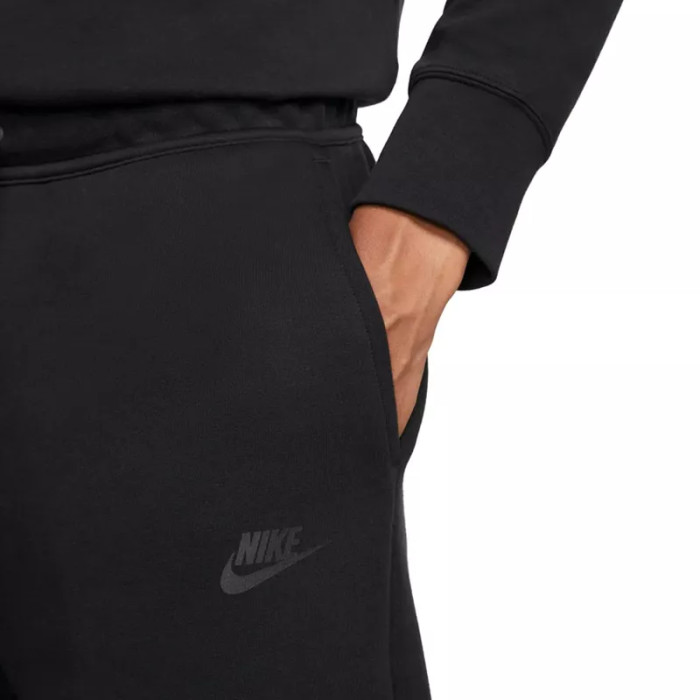 Nike Short Nike TECH FLEECE