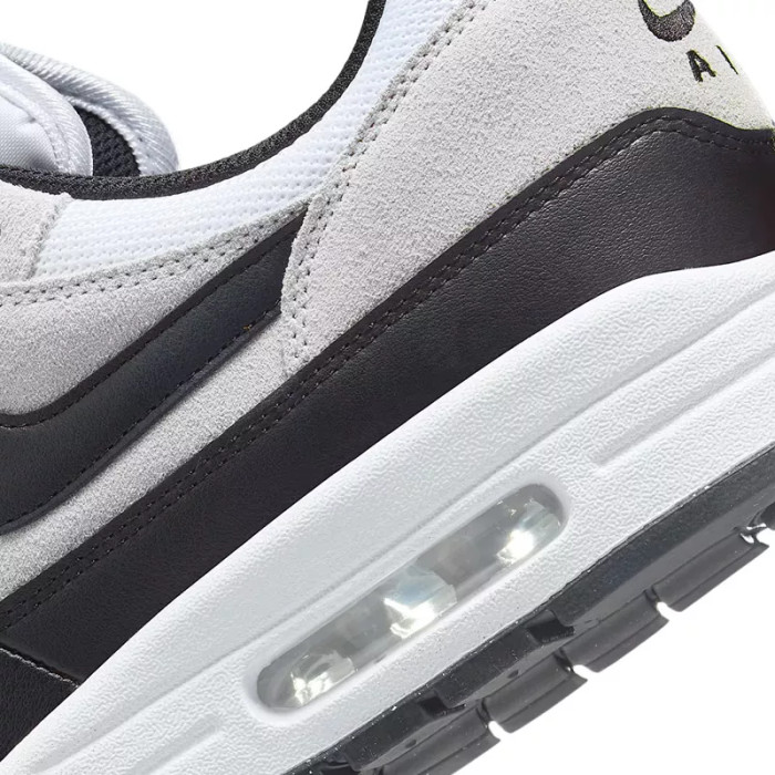 Nike Basket Nike AIR MAX 1 ESSENTIAL