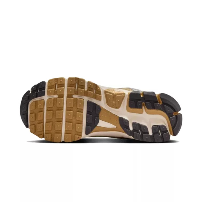 Nike Basket Nike VOMERO 5 GS