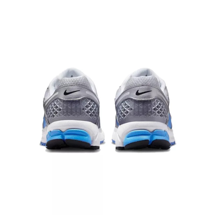 Nike Basket Nike ZOOM VOMERO 5