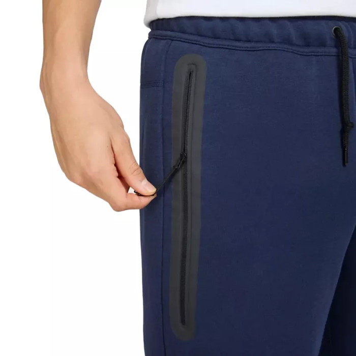 Nike Short Nike TECH FLEECE