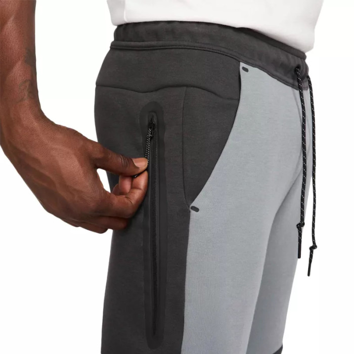 Nike Pantalon de survêtement Nike TECH FLEECE JOGGER