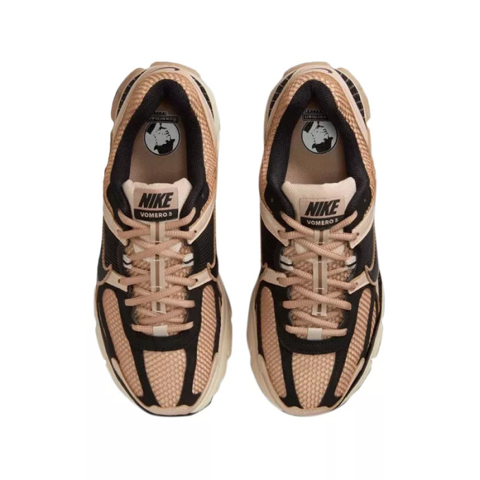 Nike Basket Nike W VOMERO 5
