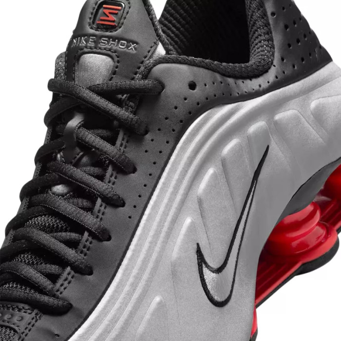 Nike Basket Nike W SHOX R4