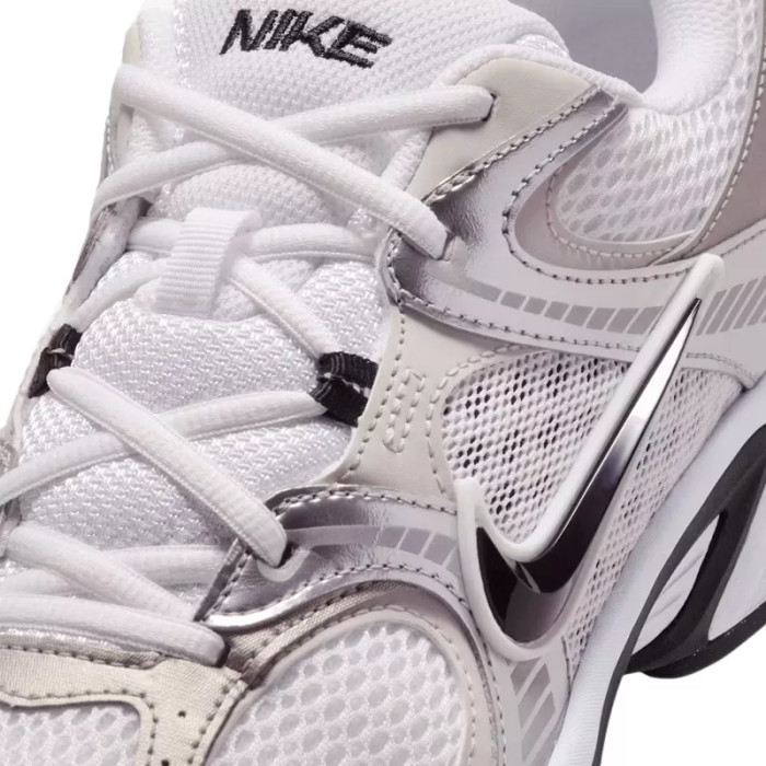 Nike Basket Nike V5 RNR