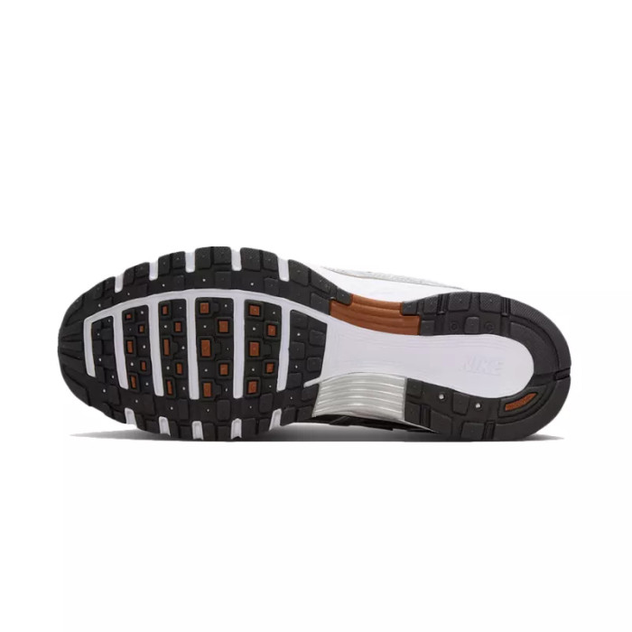 Nike Basket Nike WMS P-6000