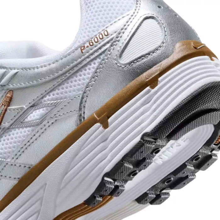 Nike Basket Nike WMS P-6000