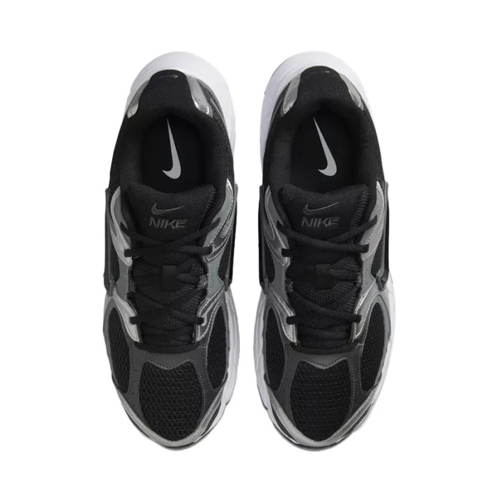 Nike Basket Nike V5 RNR