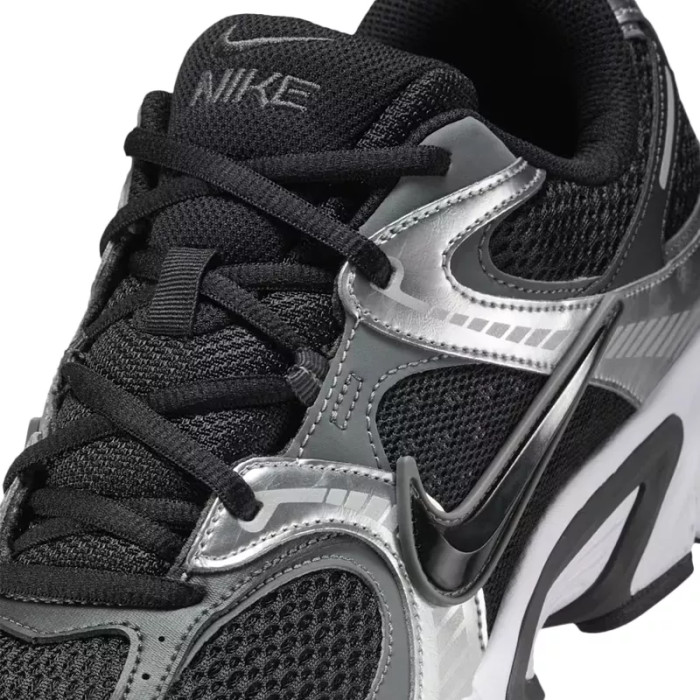 Nike Basket Nike V5 RNR