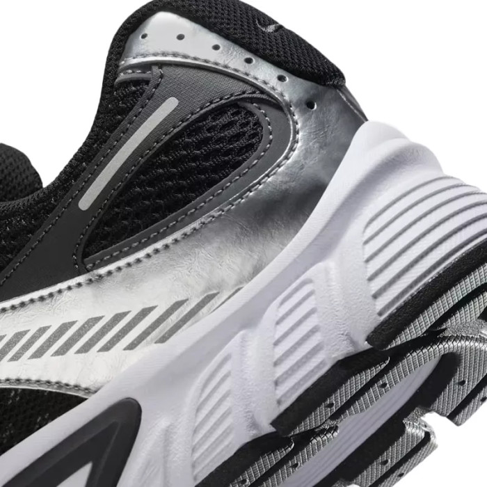 Nike Basket Nike V5 RNR