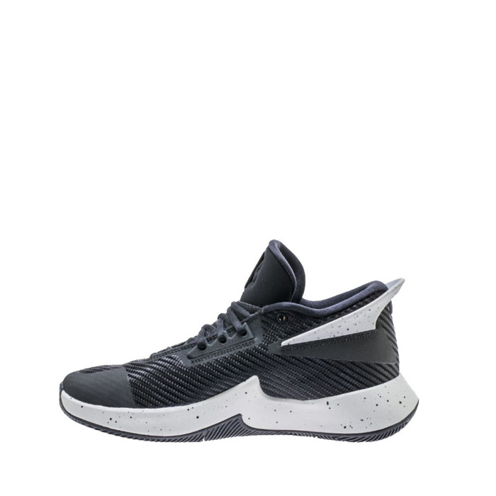 jordan fly lockdown blanche