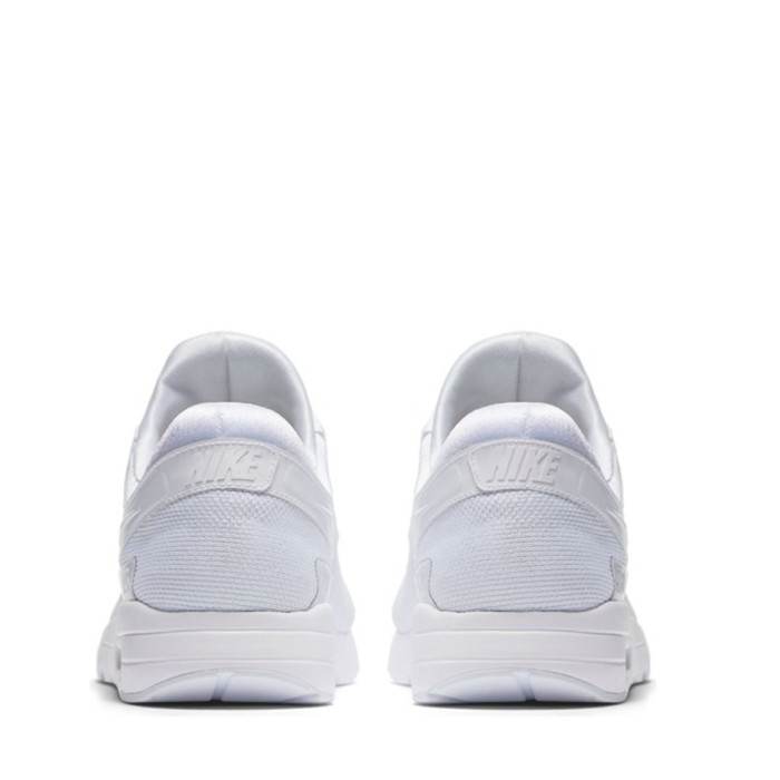 Nike Basket Nike AIR MAX ZERO ESSENTIAL - 876070-100