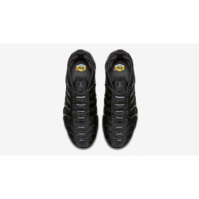 Nike Basket Nike AIR VAPORMAX PLUS - 924453-004