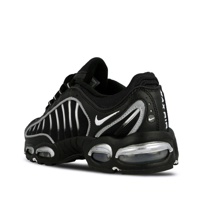 Nike Basket Nike AIR MAX TAILWIND IV